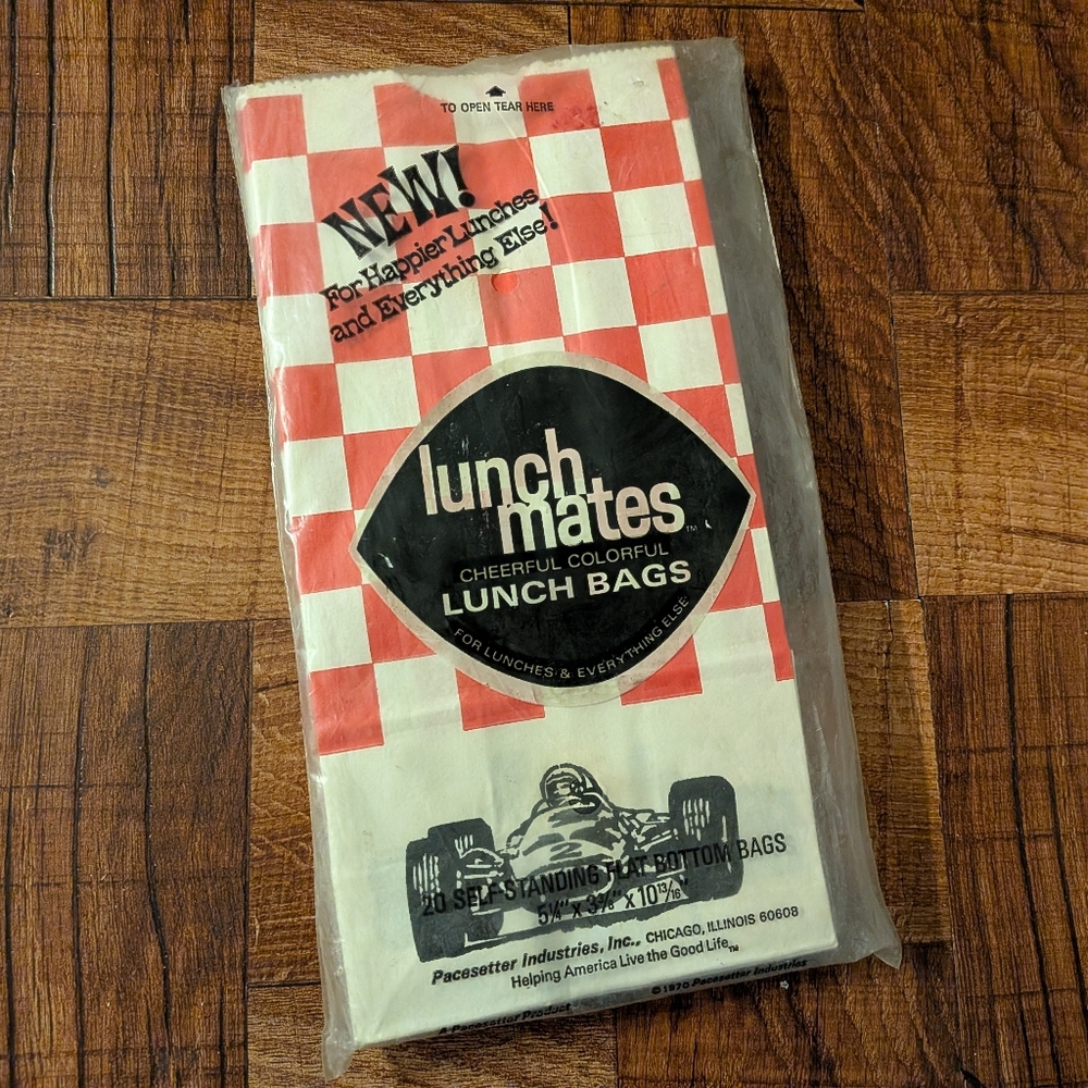 Vintage 1970 Lunch Mates Lunch Bags Paper NOS Red Checkerboard Race Car 20 Bags